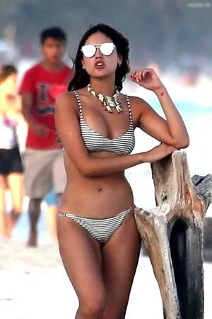 Eiza Gonzlez OnlyFans Leaked Free Thumbnail Picture - #wzvR3NzBcn