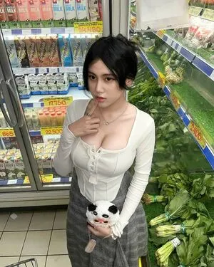 Ejahazel OnlyFans Leaked Free Thumbnail Picture - #UrQBom2DOM