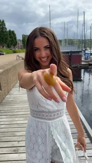 Ekaterina Leonova OnlyFans Leaked Free Thumbnail Picture - #AIxeLokTu5