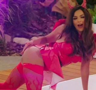 Ekin Su OnlyFans Leaked Free Thumbnail Picture - #RM517zuyO2