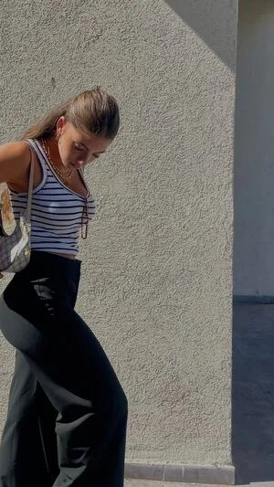 Ela Be Eri OnlyFans Leaked Free Thumbnail Picture - #Kbz8BsEPfE