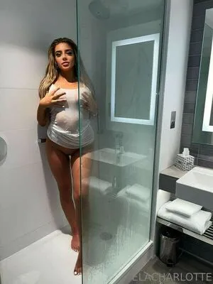 Ela Charlotte OnlyFans Leaked Free Thumbnail Picture - #5Svd1X3Bh5