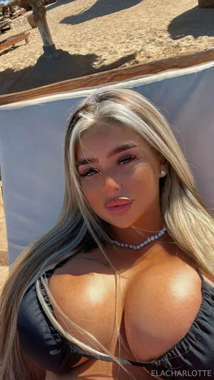 Elacharlottee OnlyFans Leaked Free Thumbnail Picture - #32uDwMA0uB