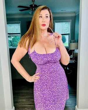 Elaina Stjames OnlyFans Leaked Free Thumbnail Picture - #DehPMDMHOE
