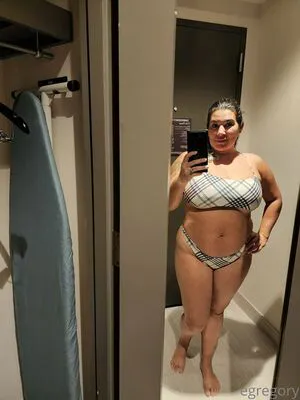 Elainagregory OnlyFans Leaked Free Thumbnail Picture - #qr32VJRV9E