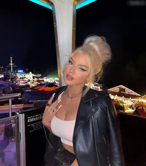Elaine Victoria OnlyFans Leaked Free Thumbnail Picture - #1LDzuVcrUN