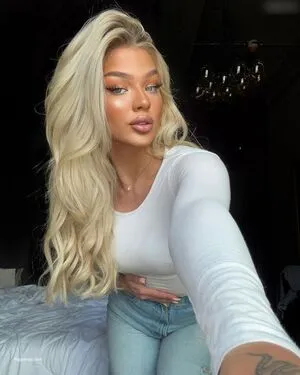 Elaine Victoria OnlyFans Leaked Free Thumbnail Picture - #AVHNB6ndzz