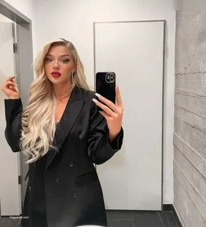 Elaine Victoria OnlyFans Leaked Free Thumbnail Picture - #HrdjonD3zb