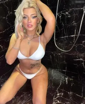 Elaine Victoria OnlyFans Leaked Free Thumbnail Picture - #ji1z3V5Sga