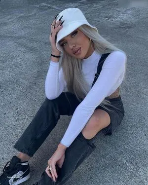 Elaine Victoria OnlyFans Leaked Free Thumbnail Picture - #qRXFrnKHqr