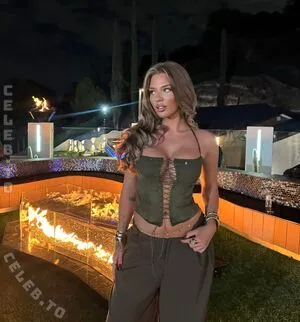 Elaine Victoria OnlyFans Leaked Free Thumbnail Picture - #vNTFUz5M7r