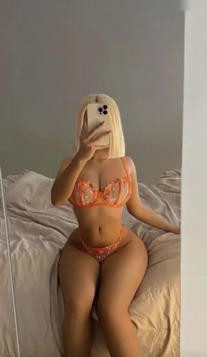 Elaoyna OnlyFans Leaked Free Thumbnail Picture - #HkuMkKmttP