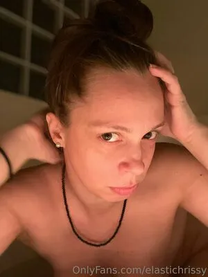 Elastichrissy OnlyFans Leaked Free Thumbnail Picture - #bvnWksrssZ