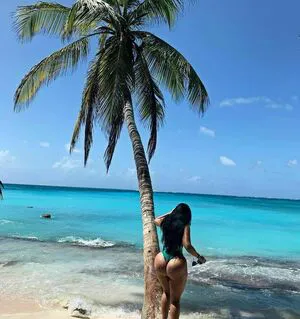 Elbia Paula OnlyFans Leaked Free Thumbnail Picture - #dCYcVJm4lG