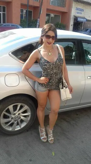 Elda De La Torre OnlyFans Leaked Free Thumbnail Picture - #0OXPRzUGRh