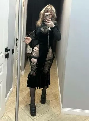 Electro Alice OnlyFans Leaked Free Thumbnail Picture - #xCaFNzVlca