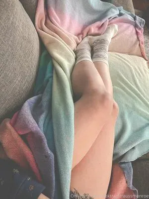 Elektra Straussmonroe OnlyFans Leaked Free Thumbnail Picture - #mYszk3dZkg