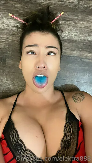 Elektra888 OnlyFans Leaked Free Thumbnail Picture - #3SQJGmGmCn