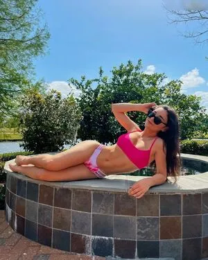 Elena Arena OnlyFans Leaked Free Thumbnail Picture - #ygg91H7E9X