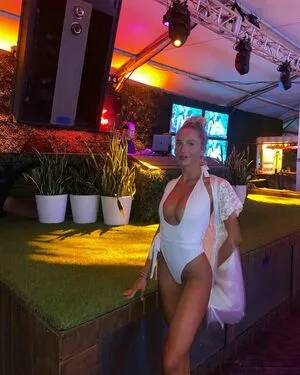 Elena Arreghini OnlyFans Leaked Free Thumbnail Picture - #pagFRrddga