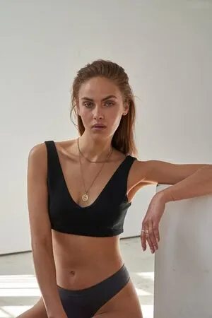 Elena Carrire OnlyFans Leaked Free Thumbnail Picture - #10vRmLGET0
