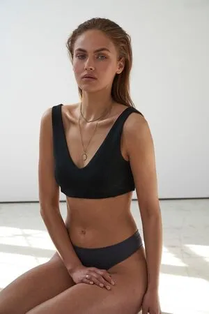 Elena Carrire OnlyFans Leaked Free Thumbnail Picture - #PcsXkvHoNC