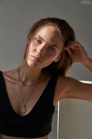 Elena Carrire OnlyFans Leaked Free Thumbnail Picture - #llNixSrh52