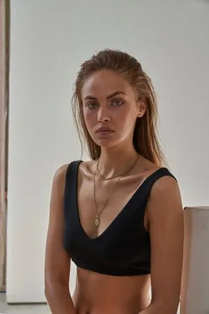 Elena Carrire OnlyFans Leaked Free Thumbnail Picture - #pon2ExAqhI