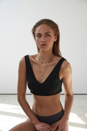 Elena Carrire OnlyFans Leaked Free Thumbnail Picture - #tTHZUGvRIY