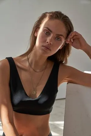 Elena Carrire OnlyFans Leaked Free Thumbnail Picture - #xPAGniPlto