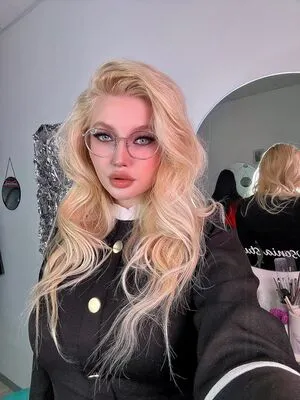 Elena Kyalviyainen OnlyFans Leaked Free Thumbnail Picture - #CozbIrNirX