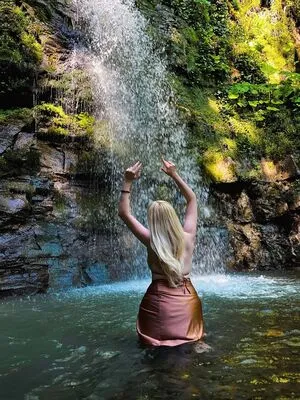 Elena Kyalviyainen OnlyFans Leaked Free Thumbnail Picture - #KSwfCFh1ir