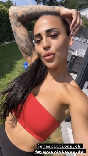 Elena Miras OnlyFans Leaked Free Thumbnail Picture - #JMuscRR4oF
