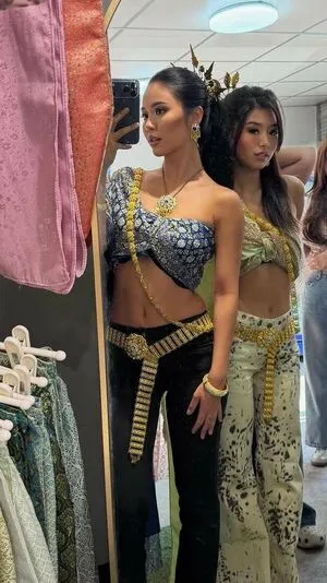 Elena Tsushima OnlyFans Leaked Free Thumbnail Picture - #spUsOfw8Xn