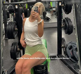 Elena Zoe OnlyFans Leaked Free Thumbnail Picture - #OFHSwmoASl