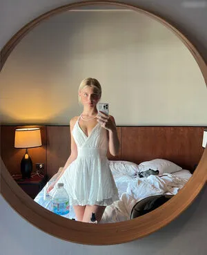 Elena Zoe OnlyFans Leaked Free Thumbnail Picture - #TuBVQJ9NO5