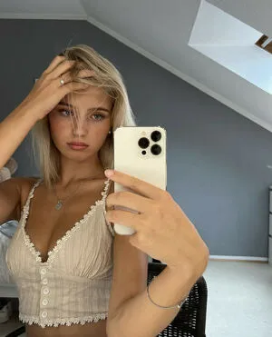Elena Zoe OnlyFans Leaked Free Thumbnail Picture - #YtEg141rFD