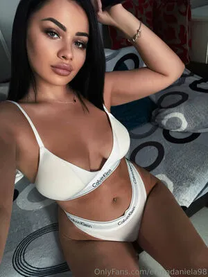 Elenadaniela98 OnlyFans Leaked Free Thumbnail Picture - #FV5sv1Ygsd
