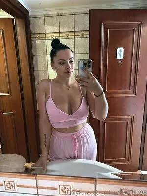 Elenadaniela98 OnlyFans Leaked Free Thumbnail Picture - #M3rtQJuyFd