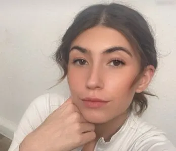 Elenafee OnlyFans Leaked Free Thumbnail Picture - #iAWPFHR7wn