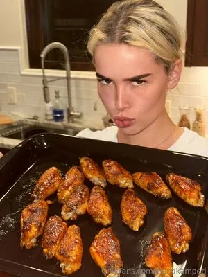 Elenakamperi OnlyFans Leaked Free Thumbnail Picture - #44OonRpoSd