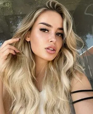 Elenakamperi OnlyFans Leaked Free Thumbnail Picture - #vSi1RSMVX9
