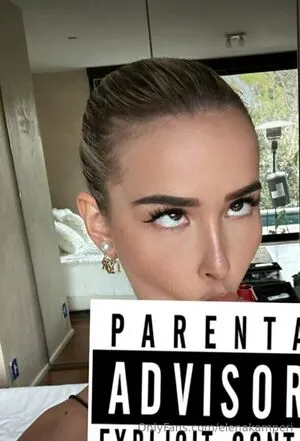 Elenakamperi OnlyFans Leaked Free Thumbnail Picture - #yu1K1tTmBB