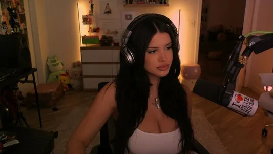 Elenalooove OnlyFans Leaked Free Thumbnail Picture - #Oo8FGMxcTG