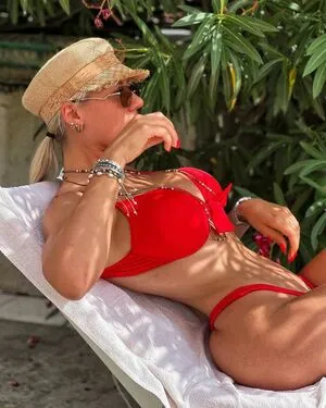 elenasottana OnlyFans Leaked Free Thumbnail Picture - #xomgLX0bej