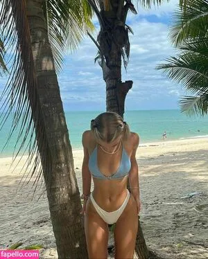 Elenazoe OnlyFans Leaked Free Thumbnail Picture - #RKwbRmMPog