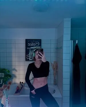 Eleni Frommann OnlyFans Leaked Free Thumbnail Picture - #dXan7kL90q