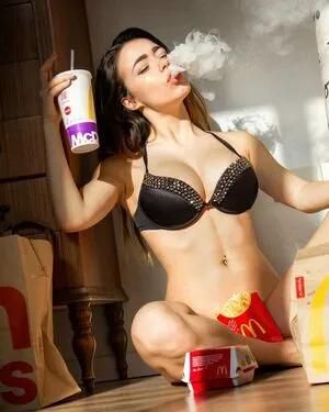 Eleonora Bertoli OnlyFans Leaked Free Thumbnail Picture - #2RapMJisaf