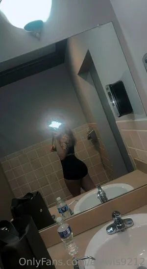 Elewis9212 OnlyFans Leaked Free Thumbnail Picture - #lHG8qkX5IK