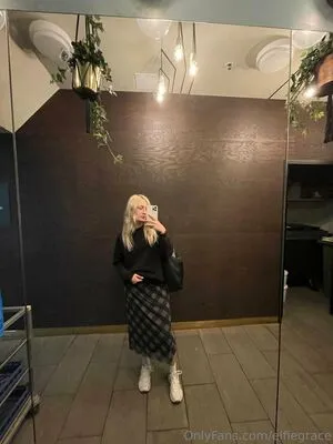 Elfiegrace OnlyFans Leaked Free Thumbnail Picture - #7lCMKOmu17